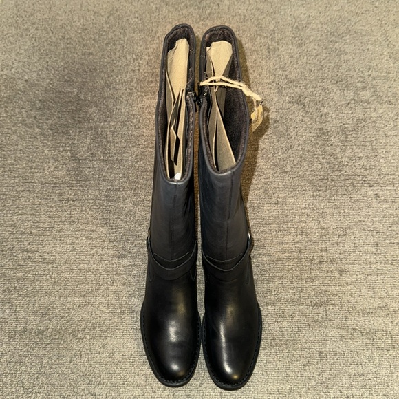 Born Saddler Boots NWT - Picture 3 of 8